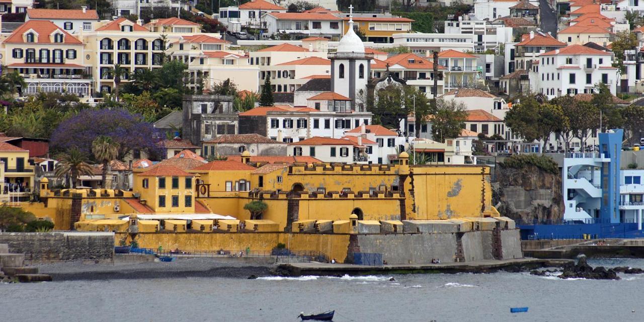 Central Studio In Funchal 3S Luaran gambar
